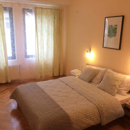 Hotel Hinovi Hvoyna